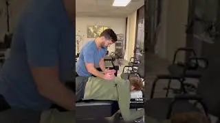Best adjustment for poor posture! #chiropractor #cracks #adjustment #health #shorts