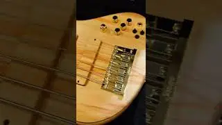 Fodera Emperor II 6 Elite Custom Japanese Maple