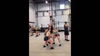Eliana Kalogeras cheerleading #elianakalogeras #kalogerasisters #demitrakalogeras #sundaykalogeras