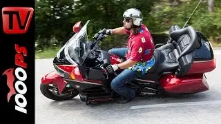 2015 Honda GL 1800 Goldwing Test | 40th Anniversary Edition - ENGL Subs