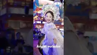 Angeles voladores!! #chinesegirl #asianmodels #chineseculture #asia