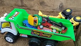 Truck mini tractor drive mudding jcb l auto rickshaw wala khilona wala toys l dumper wala video