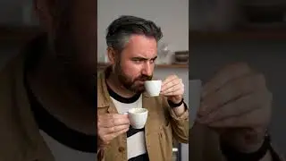 Difference between a short black and an espresso #goldenbrowncoffee #espresso #shortblack #coffee