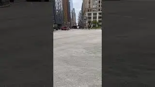 Chicago Fire Department Truck 6 Responding