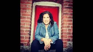 Phantom Electric Ghost Interviews Linda Balliro: Associate Professor, Coach, Author: This is your...