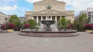 Moscow, Russia. The Bolshoi Theatre facade with Apollo's Quadriga. The Theatre Fountain designed ...