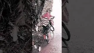 Heart Touching Moment of a Milk Delivery Boy | shorts video | #shorts #india #humanity #viral