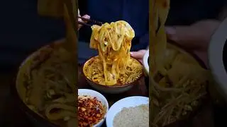 Local Specialty | Ankang Steamed Noodles with Sour & Spicy Vinegar Soup 🍜🔥 #shorts