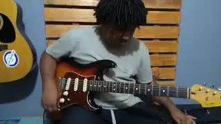 Mackson Kennedy tocando get you