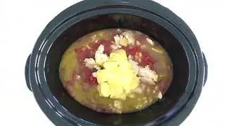 HOW TO MAKE TACO SOUP IN THE CROCK POT