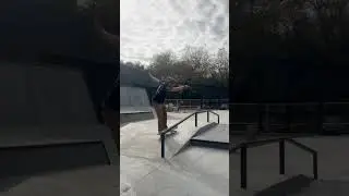 #skateboarding #skateeveryday #skateboardingisfun #skateeverything #skatepark #skateclips