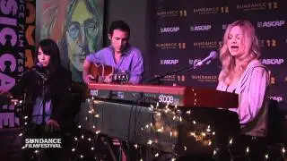 A Fine Frenzy Performs 