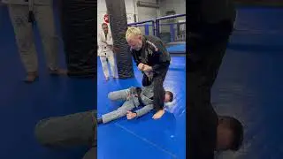 Really cool armlock series from Coach Erik Paulson #csw #mma #dojo