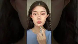 New Blush hack!😯 #shorts #beautyhacks #youtubeshorts #ytshorts #makeup #hack #newhack