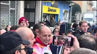 🔥 DELIRIO TOTALE PER ALLEGRI CON LA TORCIA OLIMPICA 🔴⚫️ FOLLA DI TIFOSI PER LUI 😍