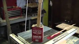 Oil Can Guitar