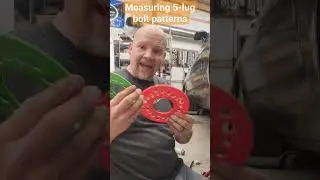 Как измерить разболтовку колеса с 5 болтами #механик #колеса #автомобили #кастом #сборка #сделайс...