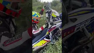 Hard enduro fourstroke. #thebronksza #motovlog #motopro #rf250 #hardenduro #motovlog