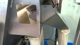 AMVT Color Sorter - Sorting plastic films from tea