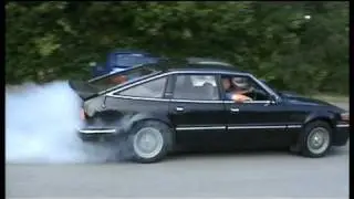 Proper Rover SD1 Vitesse burnout