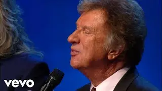 Bill & Gloria Gaither - Eagle Song [Live] ft. Gaither Vocal Band