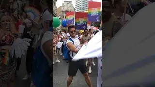 JONATHAN BAILEY en el GAY PRIDE 2025 LONDRES💕🌈 | jonathan bailey | gay | gay pride 2025 | Pride 2025