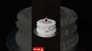 new design height cake||Aesthetic vintage cake||crown  cake decorating#cakes #cakedesign #shorts