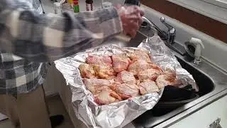 Holt cooking 'short thighs'