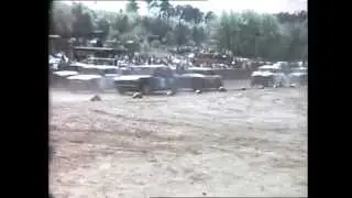 Peter Diller racing at Kaupon Air Station in 1972