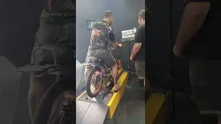 PASSANDO MOBILETE DE DOIS MOTORES NO DINAM&Ocirc;METRO!! 186KM