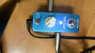 Mooer Pitch box on bass.Test drive @ THE LAB