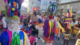 Desfile de Foli&oacute;ns e Boteiros en Trives