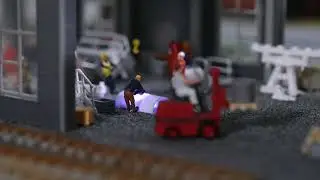 Faller 130897 - Tunnel boring machine under construction Video