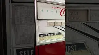 Vintage Soda Pop Machine #vintage #stressrelief #antiqueshopping #stressless #peacefulmoments