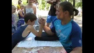 camp 2012 armrestling 2