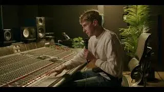 Johnny Payne - Man in the Mist - Track Breakdown