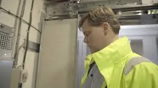 HISSMYTER DEL1: Går det att överleva en störtande hiss?
