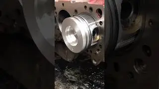 Diesel Engine Repair Six Cylinder Piston Installation #ytshorts #tranding #mechanic