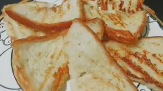 French toast by kitchen with Aden|bread#butter#breakfast 