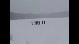 Voyageur Quest - Snowshoeing Across Lake