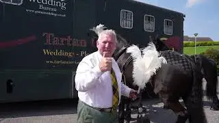Gretna Green Wedding & Video of Tartan Carriages perpetration