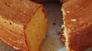 Bolo de fub&aacute; delicioso com queijo ralado 