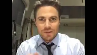 Stephen Amell - live on Facebook 05.01.2017