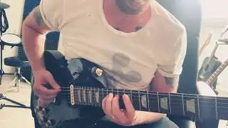Guitar Lick - learning from the man GSharpMedia