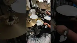 Do you like deep snare drums? #shorts #drums #tuning #drumtuning #deep #snaredrum #snare #pearl
