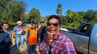 เดินทางไปร่วมงานบุญ อยู่ฝั่งเพื่อนบ้าน