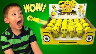 😍Jumping Emoji Toys/Fun Bouncy Emojis Play Time