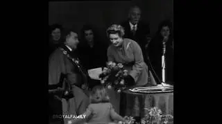 What a perfect curtsy #royalfamily #princessmargaret #princessmargaretedit