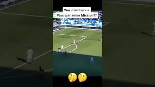 Was macht der Torwart da   hat er Probleme #shorts #viral #fu&szlig;ball #fussball #torwart