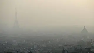 Ozone Pollution Blankets Paris as Heatwave Grips France